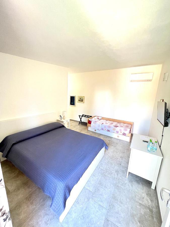 Tra Terra E Mare Hotel Flumini di Quartu Kültér fotó